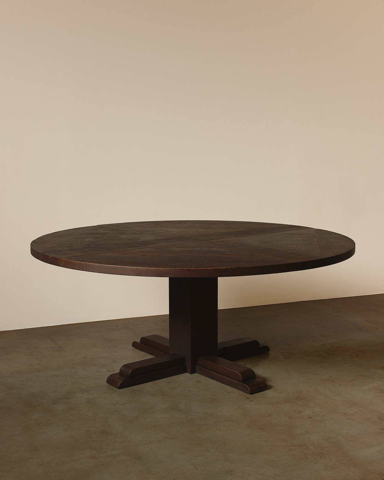 Rustic dining table in Dark Brown White Oak
