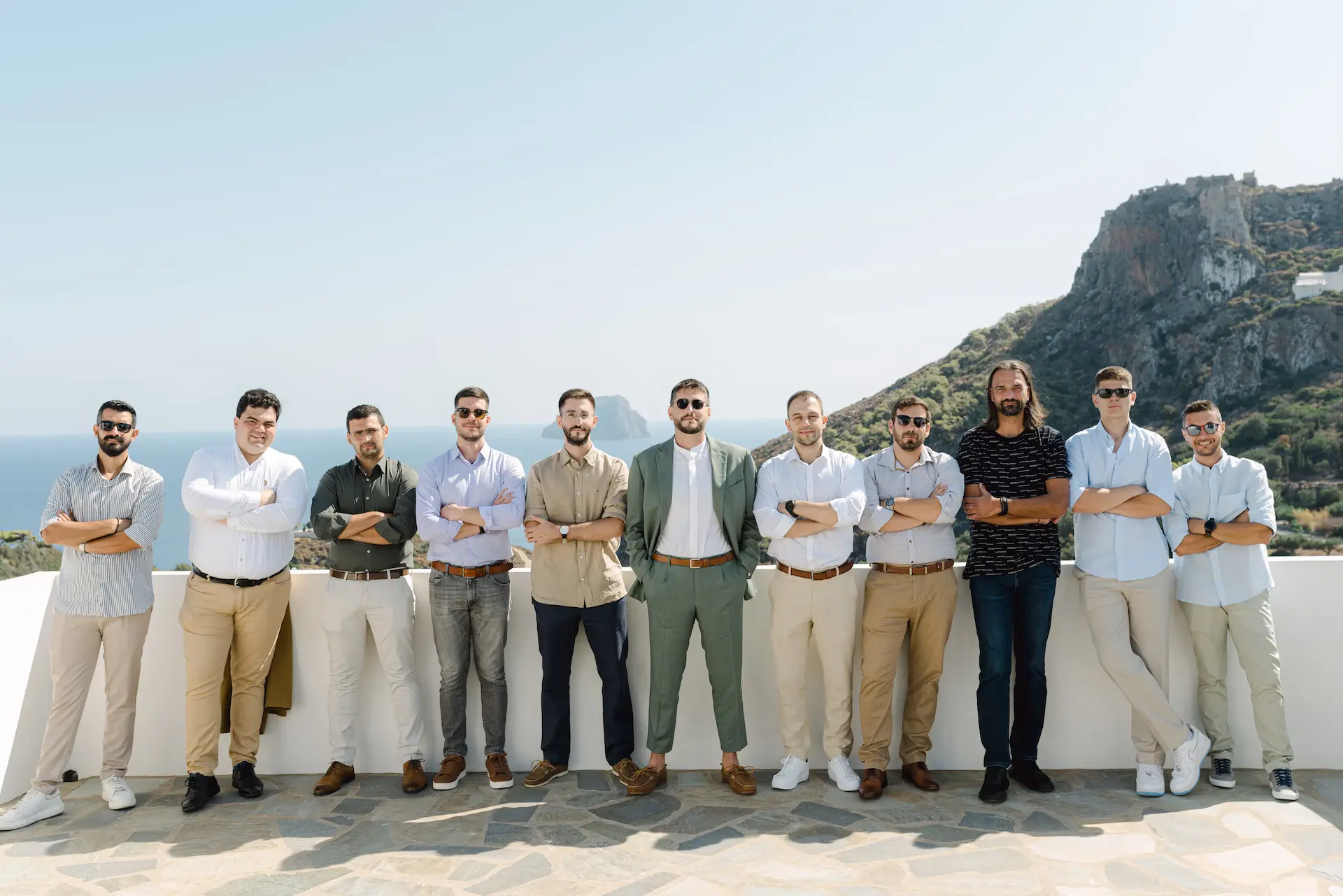 groom and his friends group photo