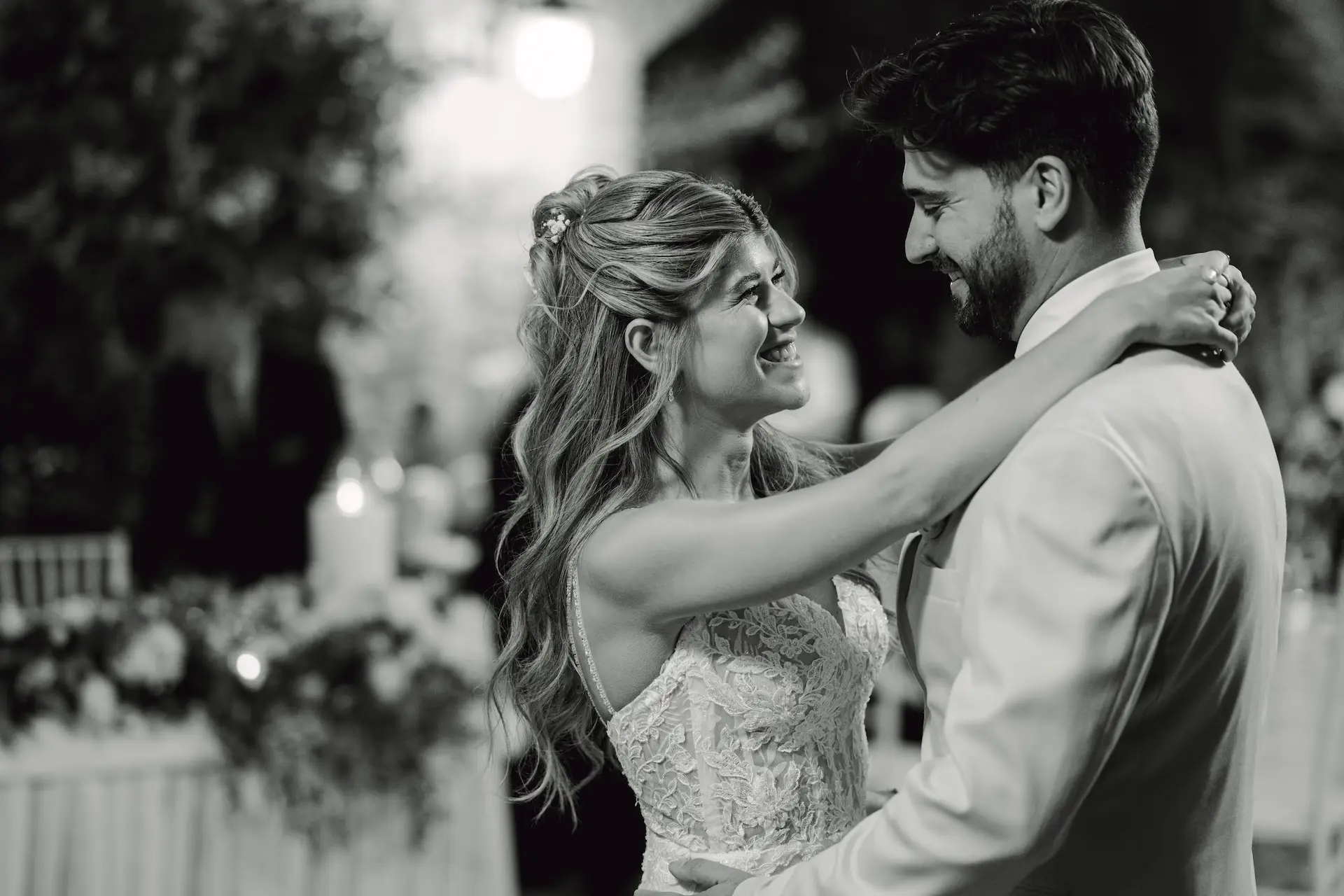 bride and groom first dance