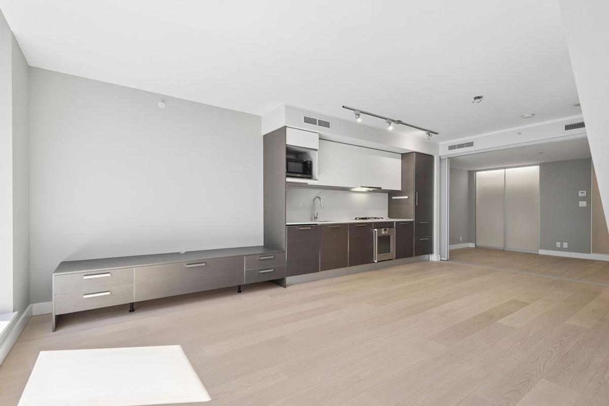 507 - 1477 W. Pender Street