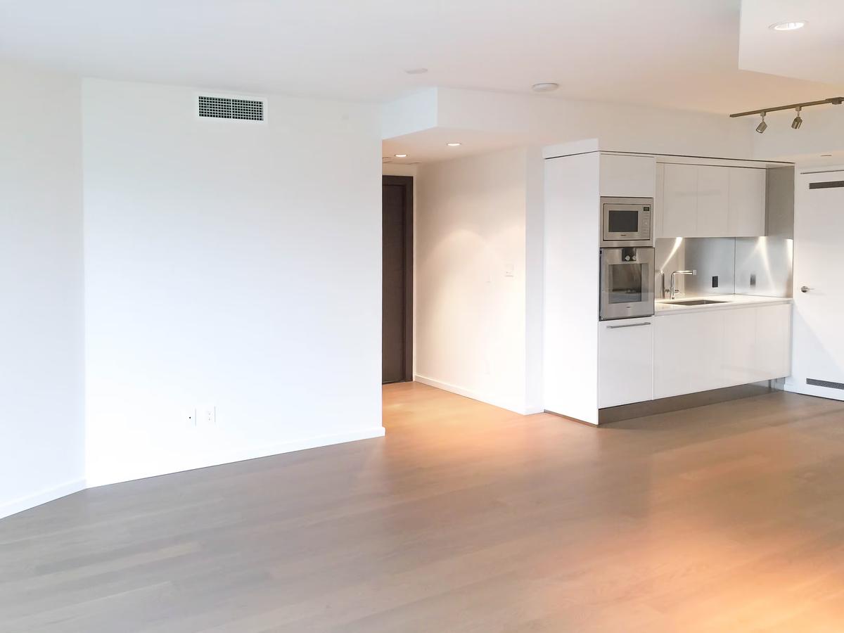 4605 - 1151 W. Georgia Street
