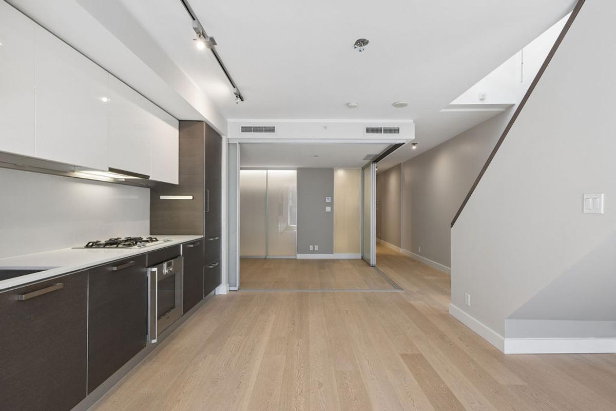 507 - 1477 W. Pender Street