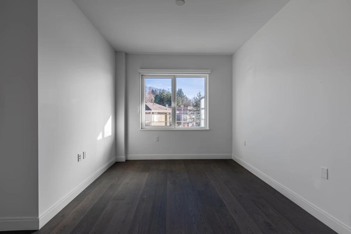 305 - 4908 Cambie Street