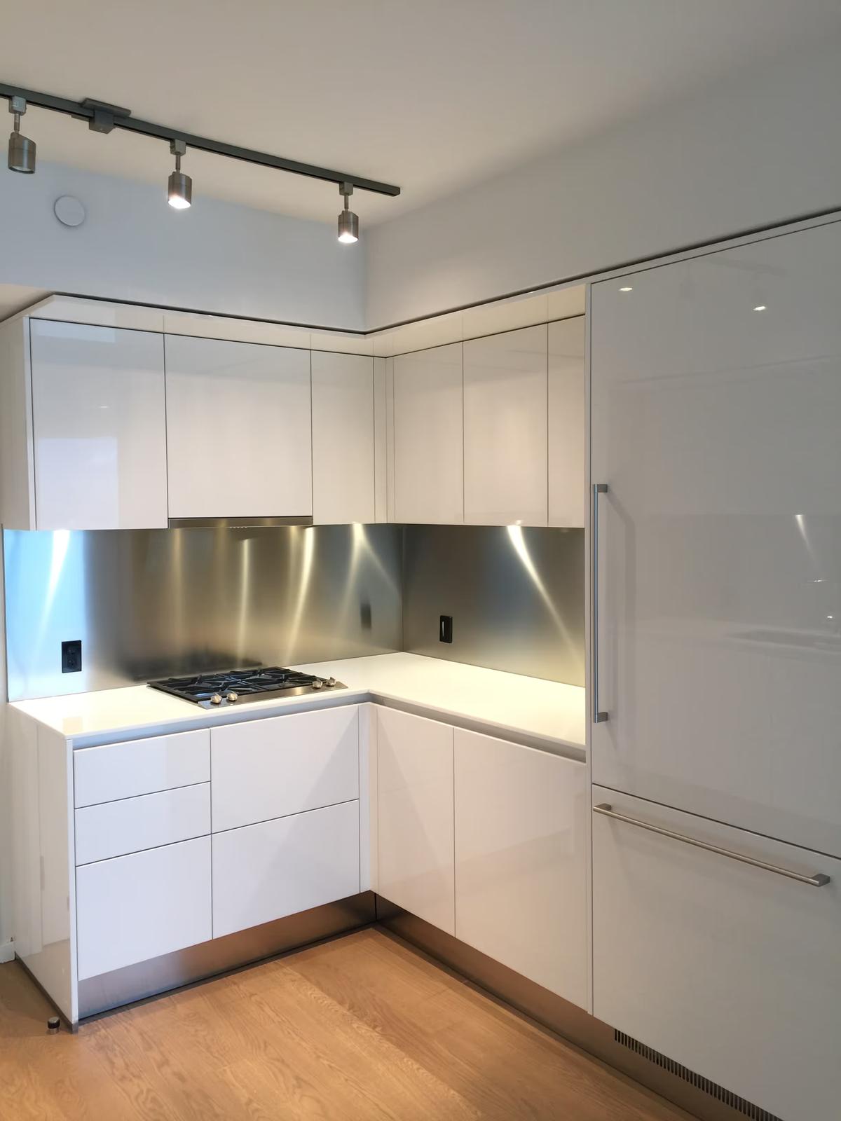 4605 - 1151 W. Georgia Street