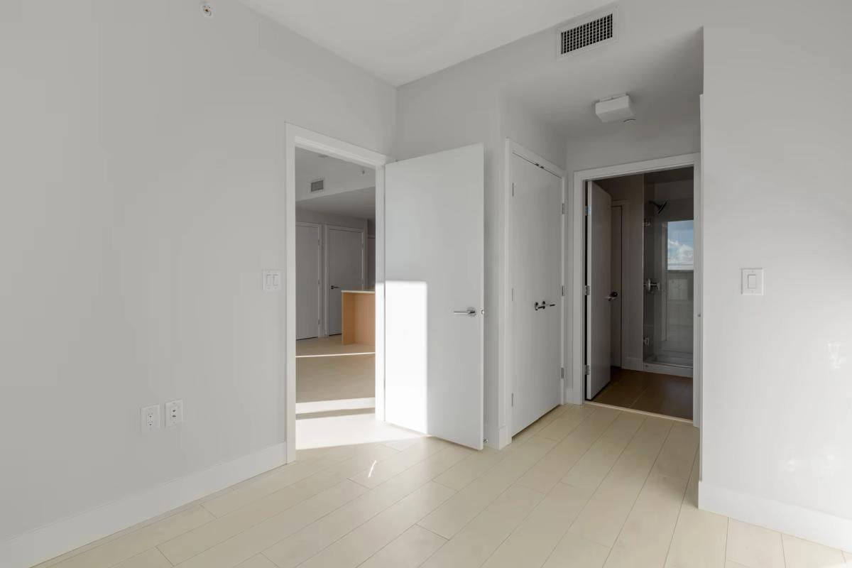 614 - 3538 Sawmill Crescent