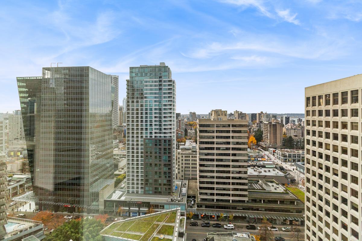 2502 - 1151 W. Georgia Street
