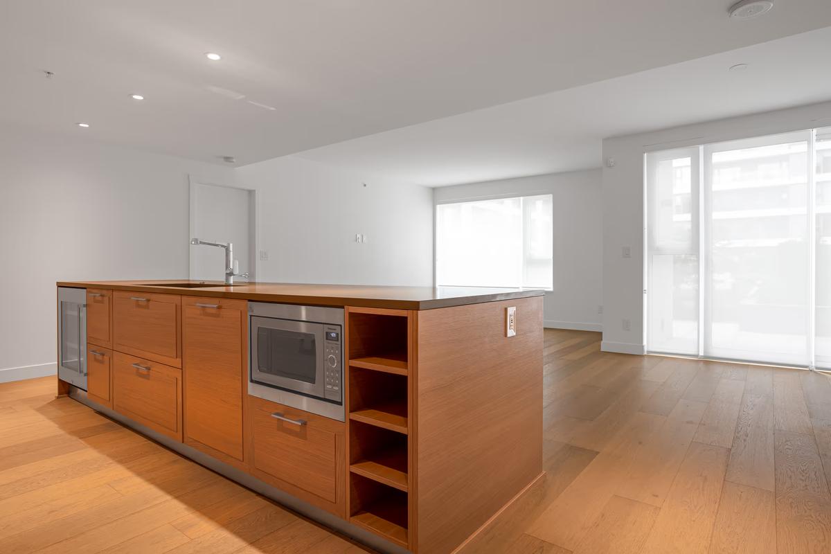 209 - 1571 W. 57th Avenue