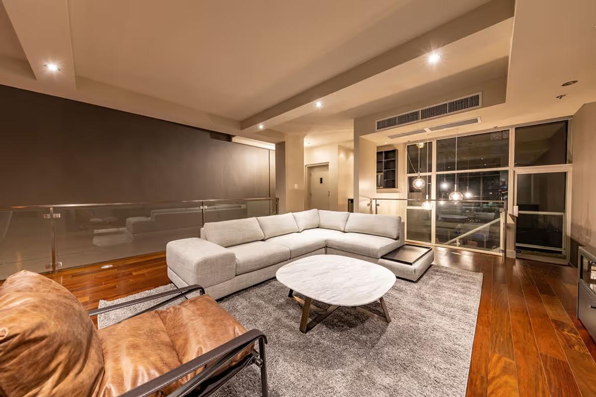 Villa #2 - 988 Beach Ave
