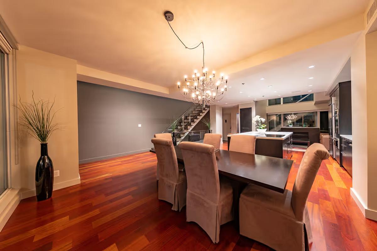 Villa #2 - 988 Beach Ave