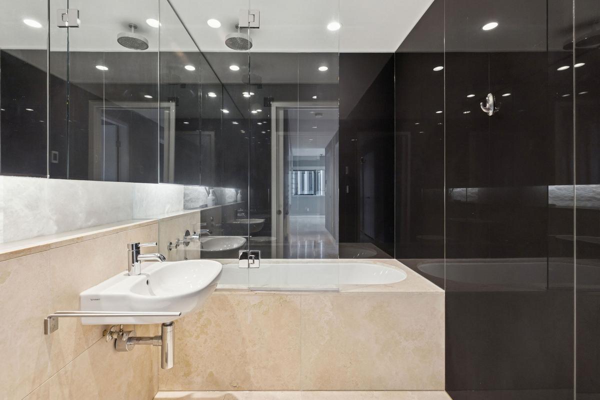 3003 - 838 W. Hastings Street