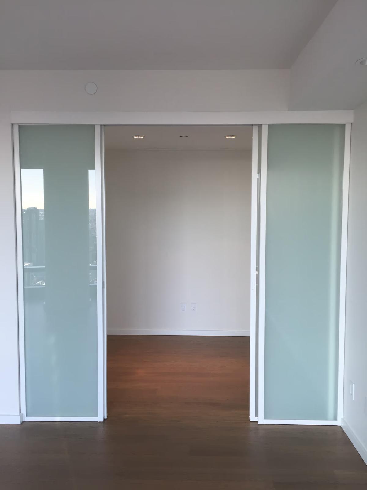 4801 - 1151 W. Georgia Street