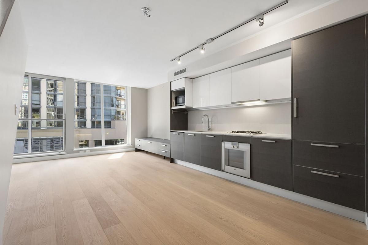 507 - 1477 W. Pender Street