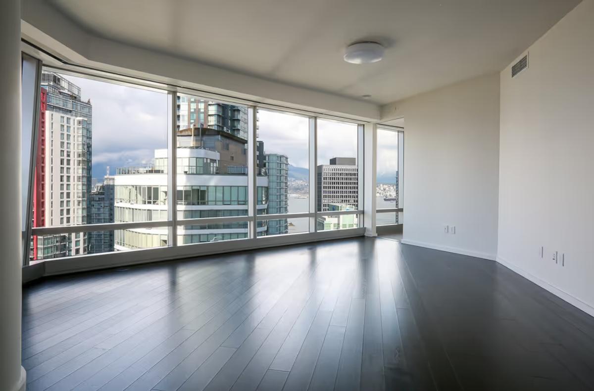 2605 - 1151 W. Georgia Street