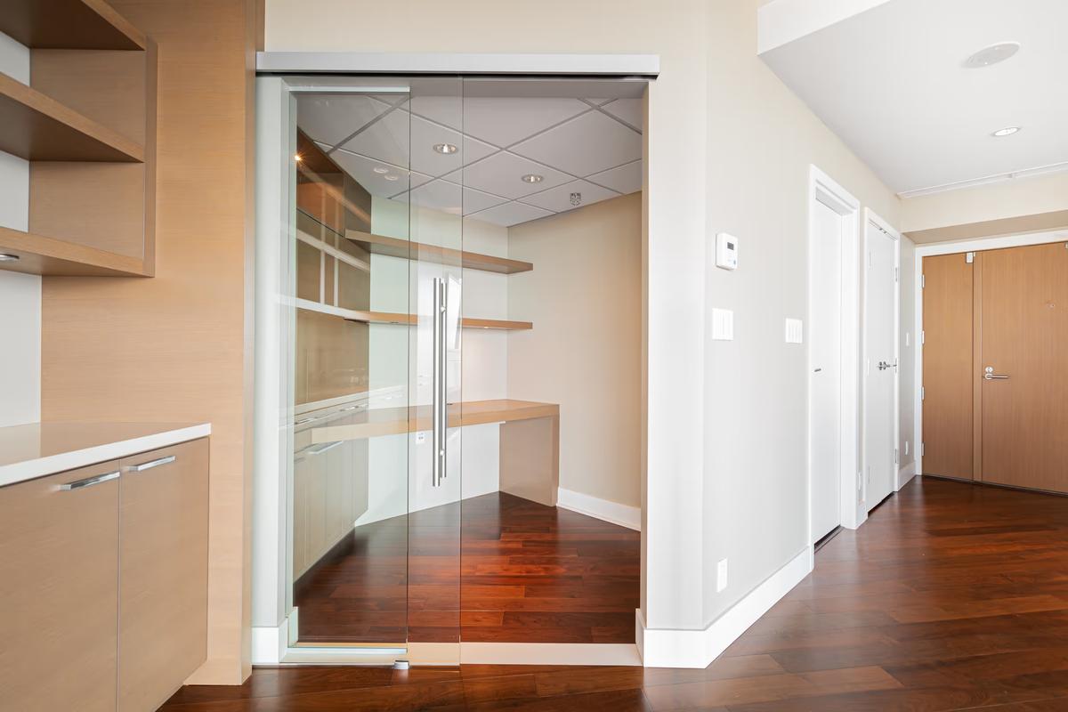 4107 - 1111 Alberni Street