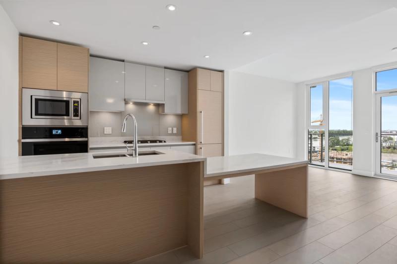 1508 - 3538 Sawmill Crescent