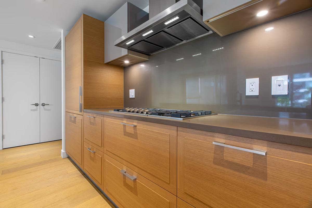 209 - 1571 W. 57th Avenue