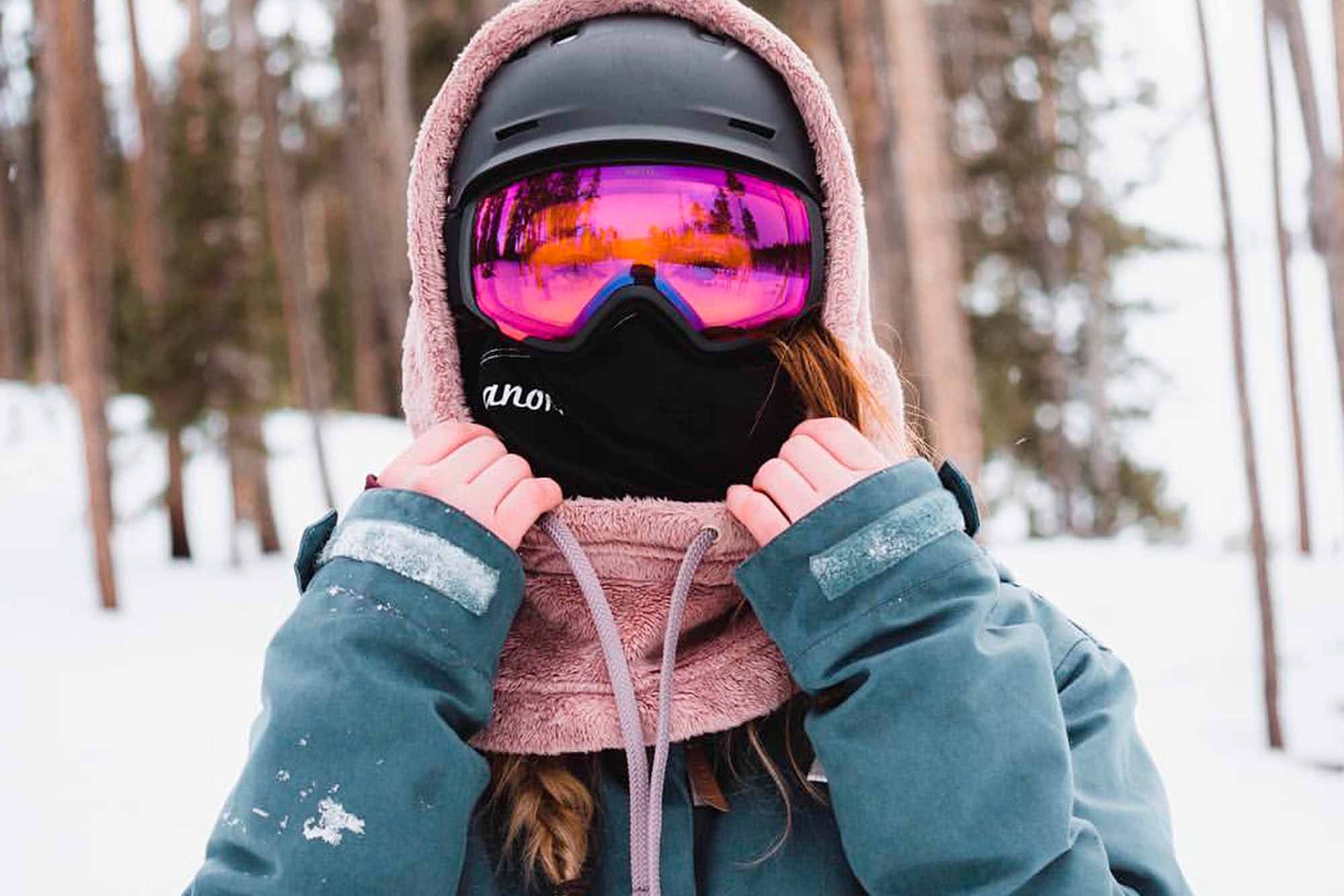 Imagen destacada de ¿Cómo elegir tu casco de snowboard?