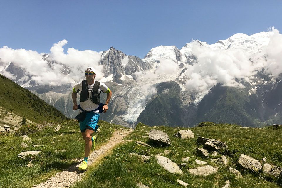 Imagen destacada de Las mejores mochilas de trail running 2024