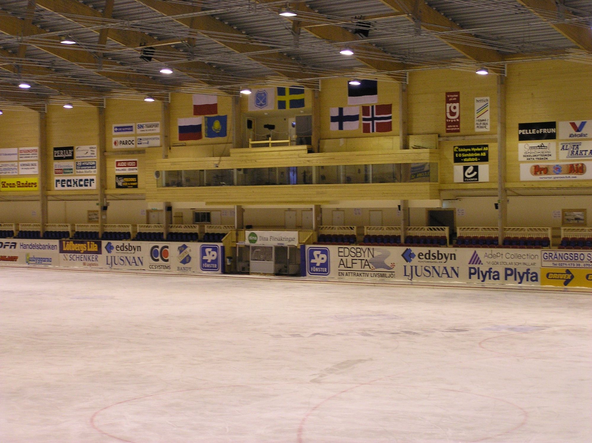 Inne i arenan, bild 22