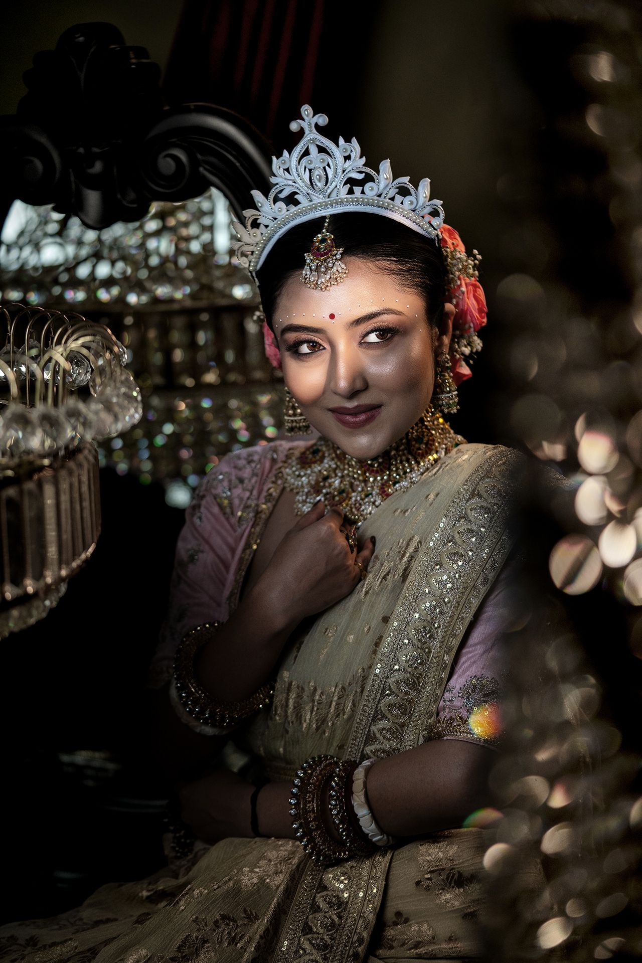 Royal Bengali Bridal Portrait with Traditional Mukut | The Vedic Wedding
