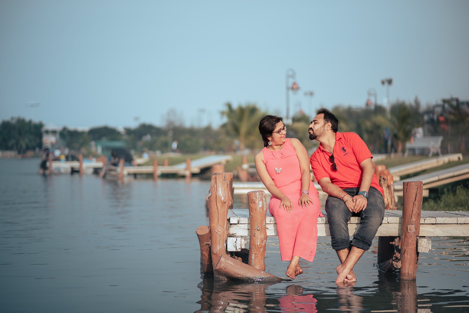 Romantic Lakeside Pre Wedding Photoshoot | Candid Couple Photography | The Vedic Wedding