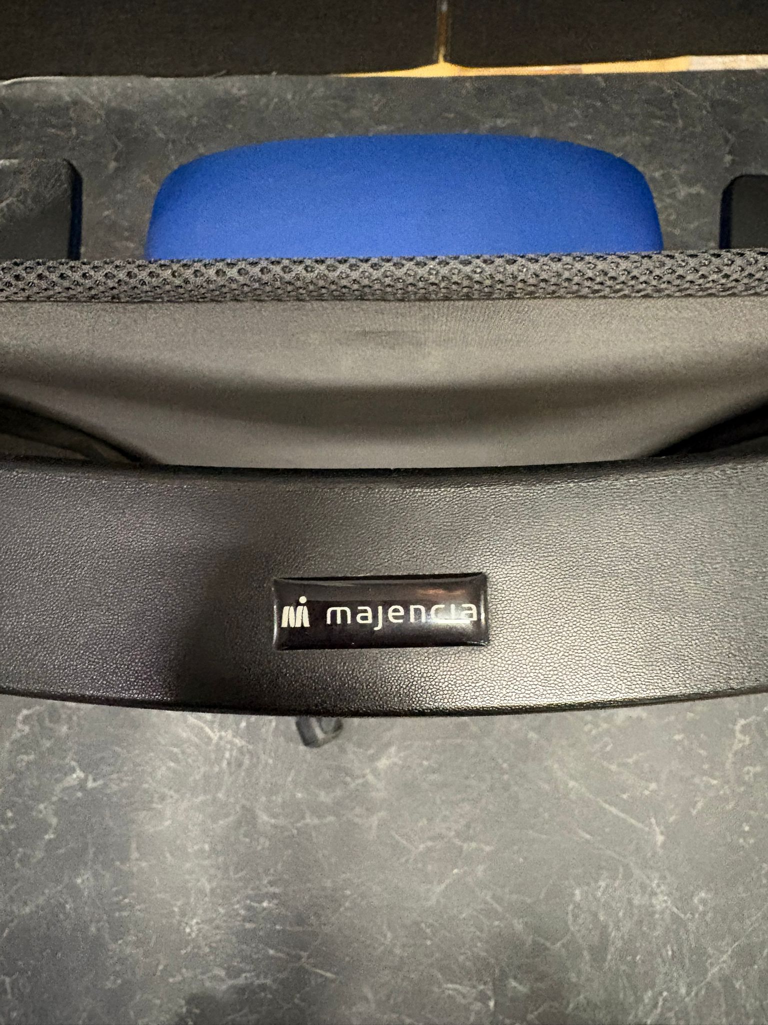 Fauteuil de Bureau Ergonomique Majencia Bleu – Dossier Résille Noir - vue 5