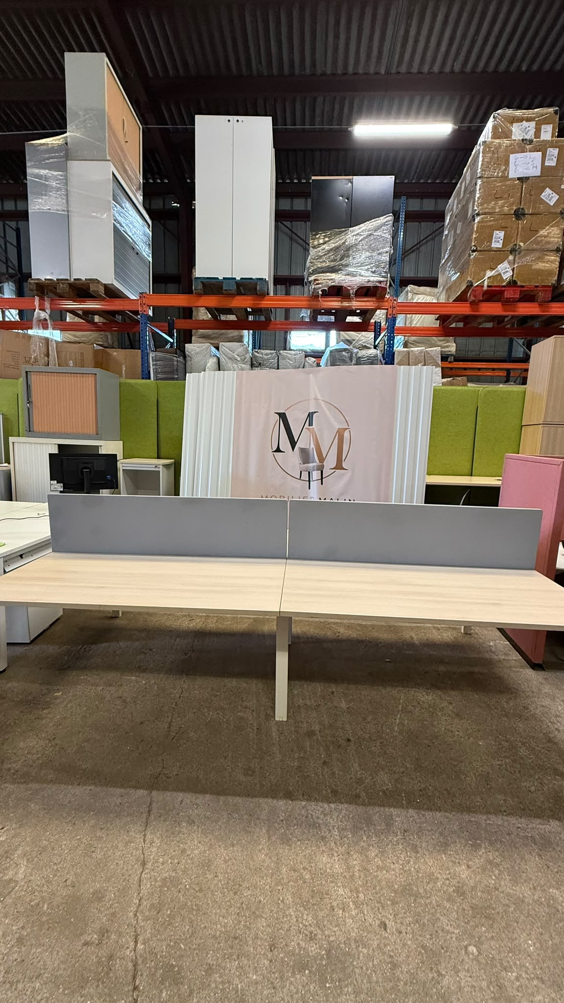 Bench Steelcase 4 postes 320 × 160 cm – Bureau open space professionnel - vue 4