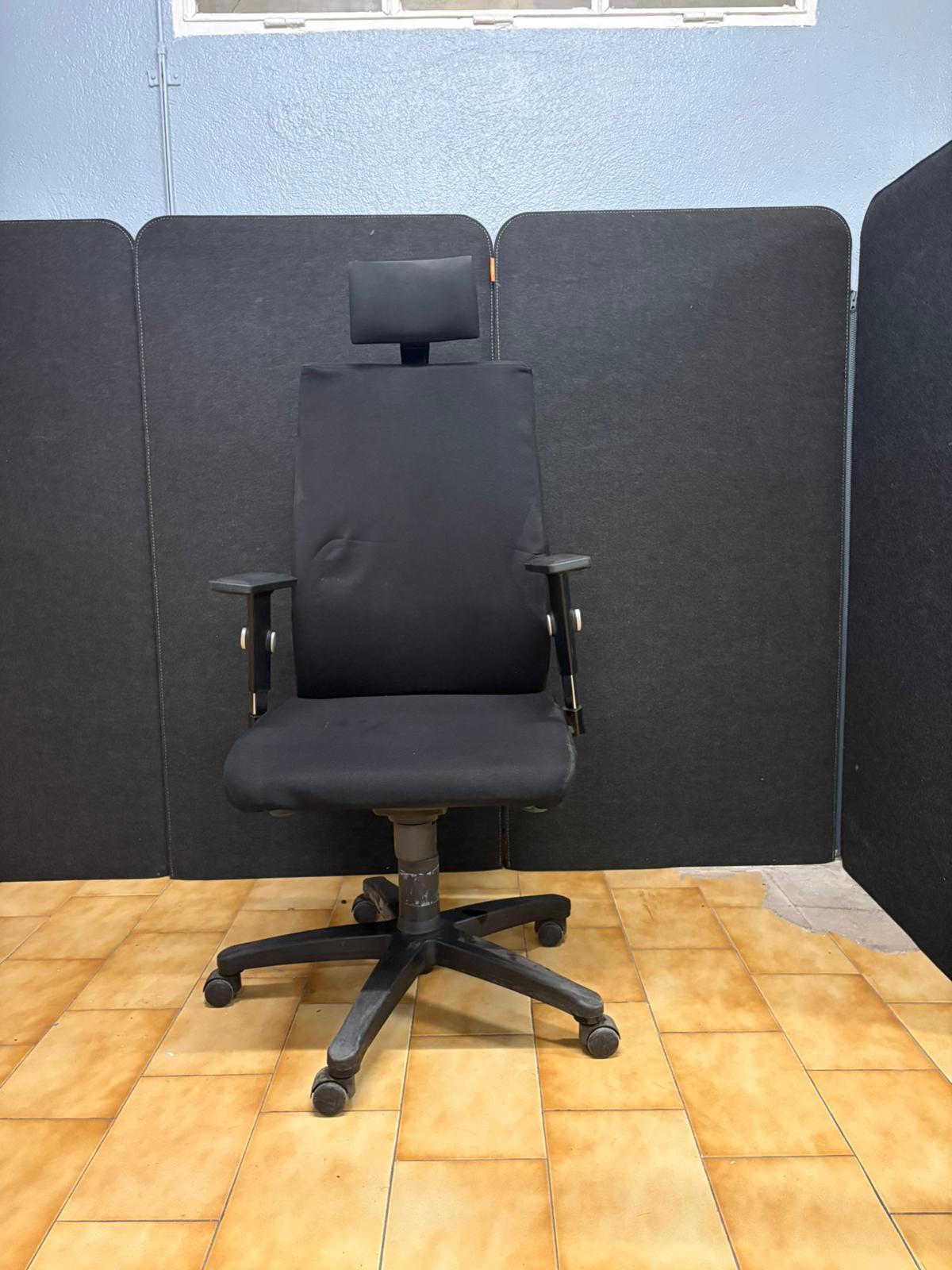Fauteuil de Bureau Ergonomique Noir avec Appuie-Tête – Dossier Haut - vue 2