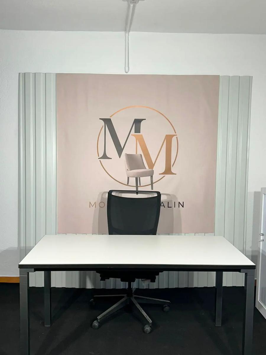 Bureau Steelcase 140x70 Blanc Pieds Noirs – Reconditionné Pro