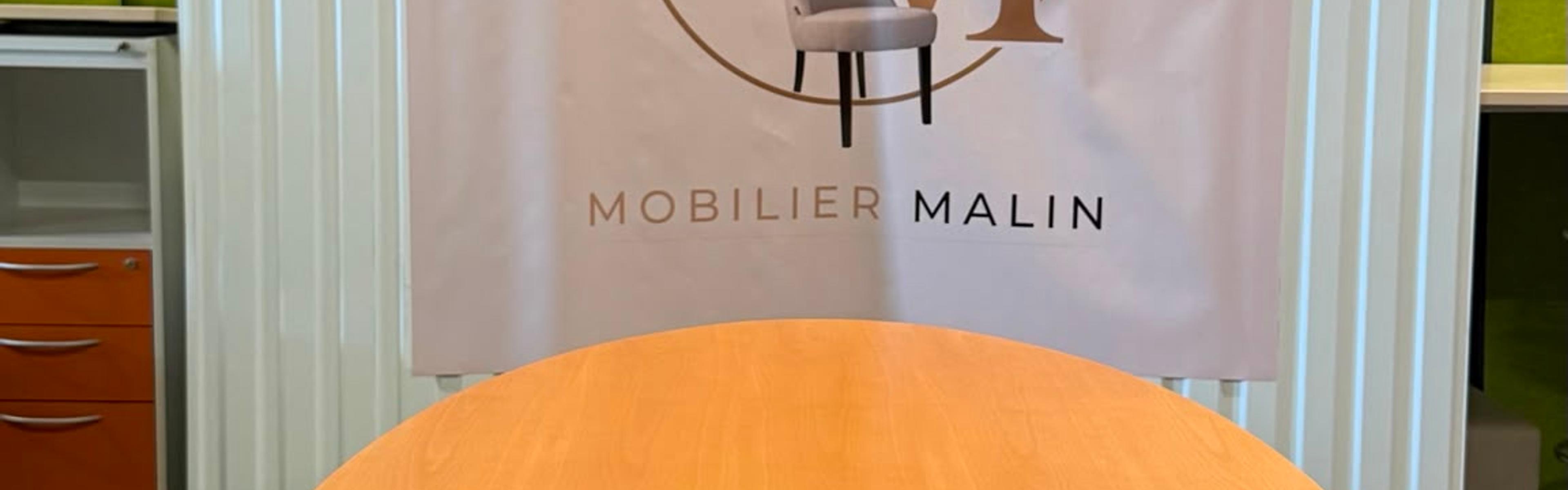 Table de réunion ovale 200 × 110 cm – 8 à 10 personnes
