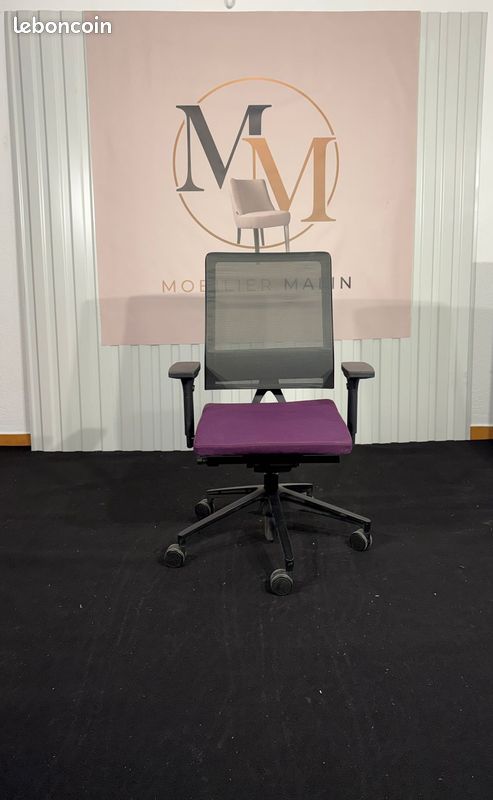 Fauteuil Ergonomique SEDUS - Accoudoirs Réglables - Violet - vue 1