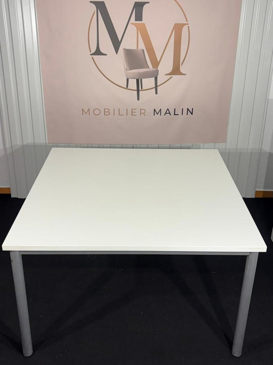 Table de bureau professionnelle carrée 120 × 120 cm – Plateau blanc