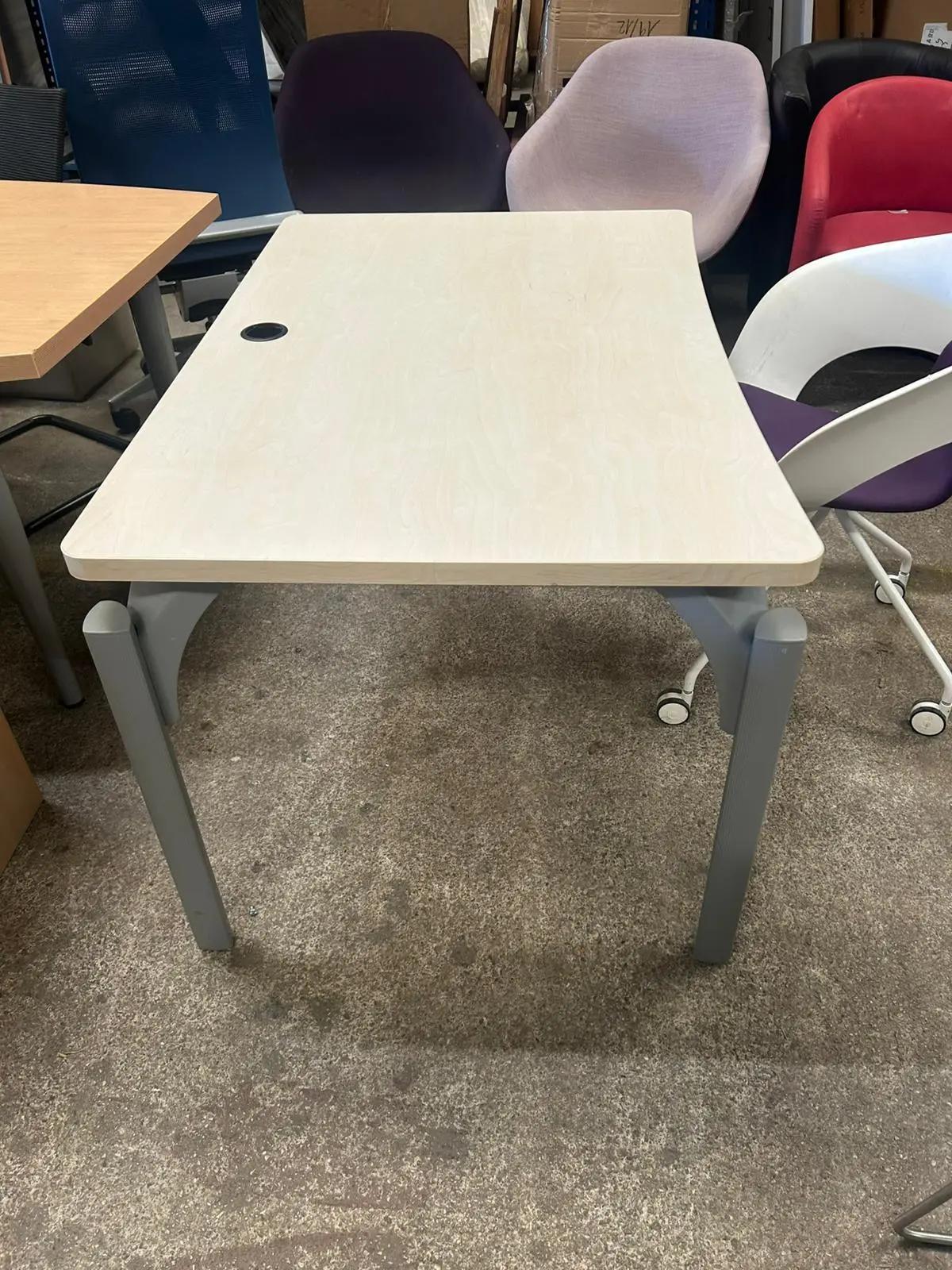 Bureau droit 120x80 cm bois clair - vue 2