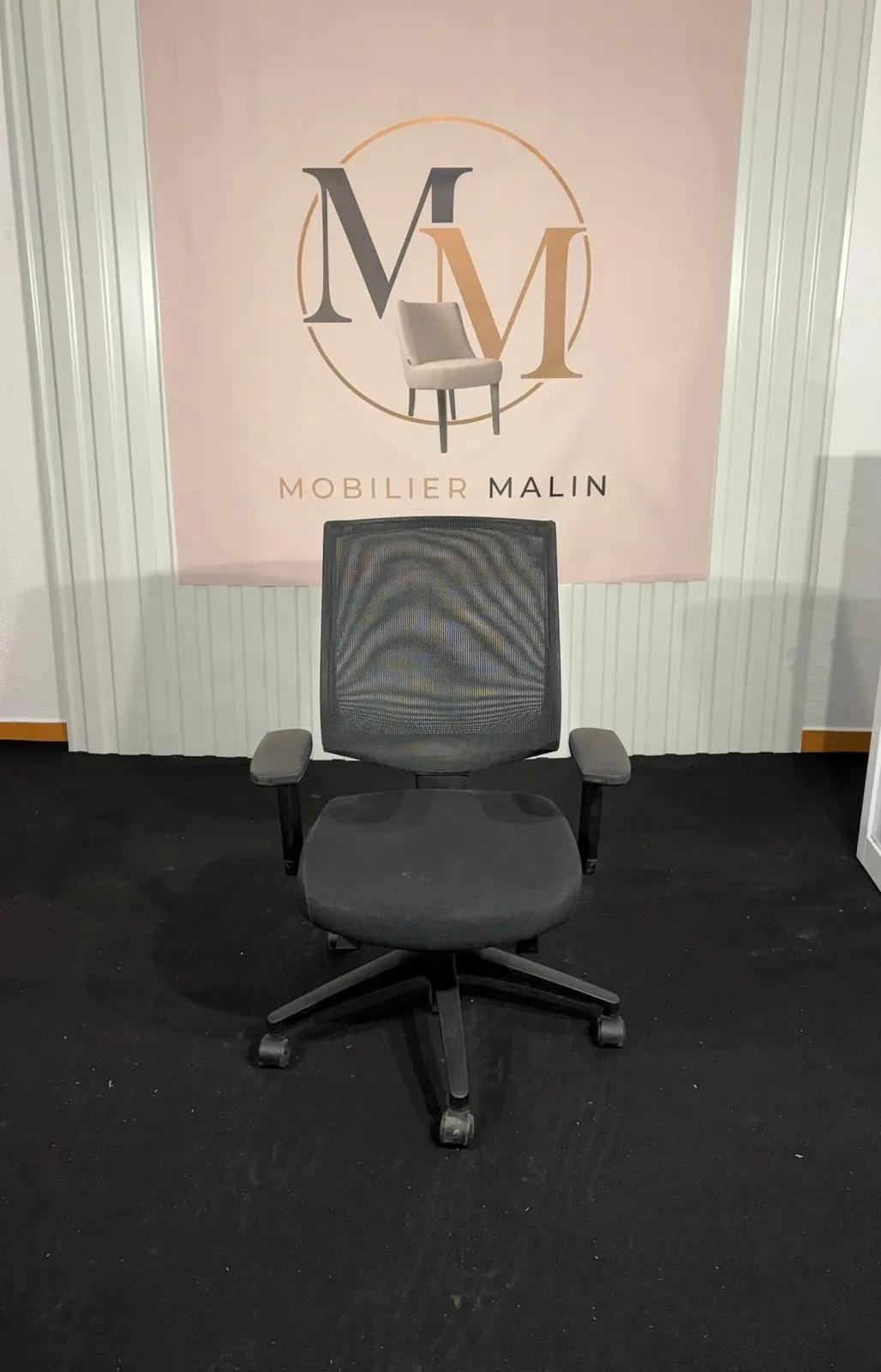 Fauteuil de bureau ergonomique KLÖBER – dossier résille noir - vue 1