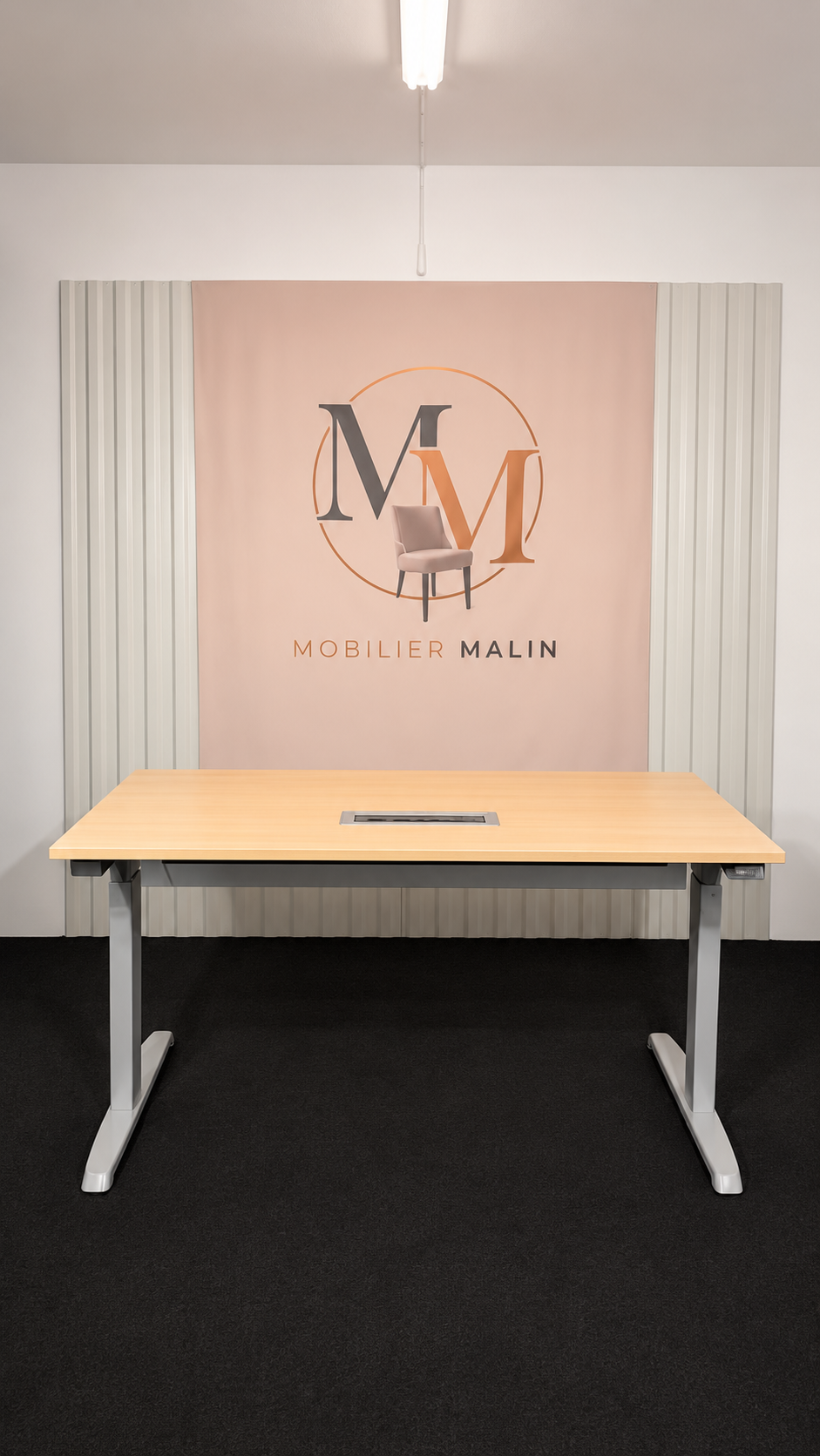 Bureau HUND 140 x 80 cm 