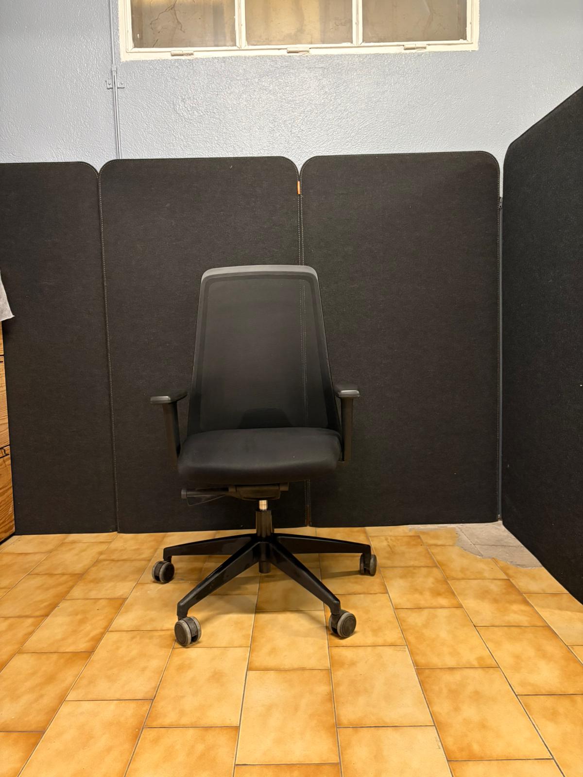 Fauteuil de bureau ergonomique noir – Dossier résille – Siège professionnel