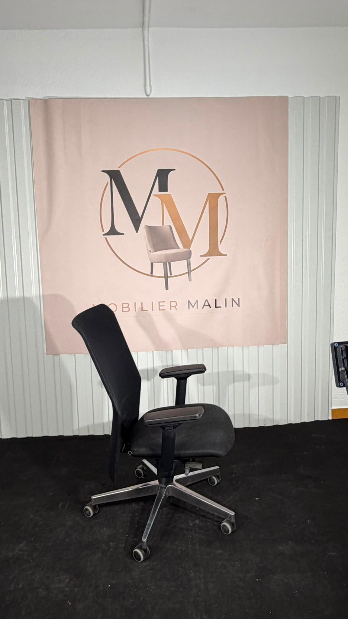 Fauteuil de bureau ergonomique – Dossier résille – 60 € TTC - vue 2