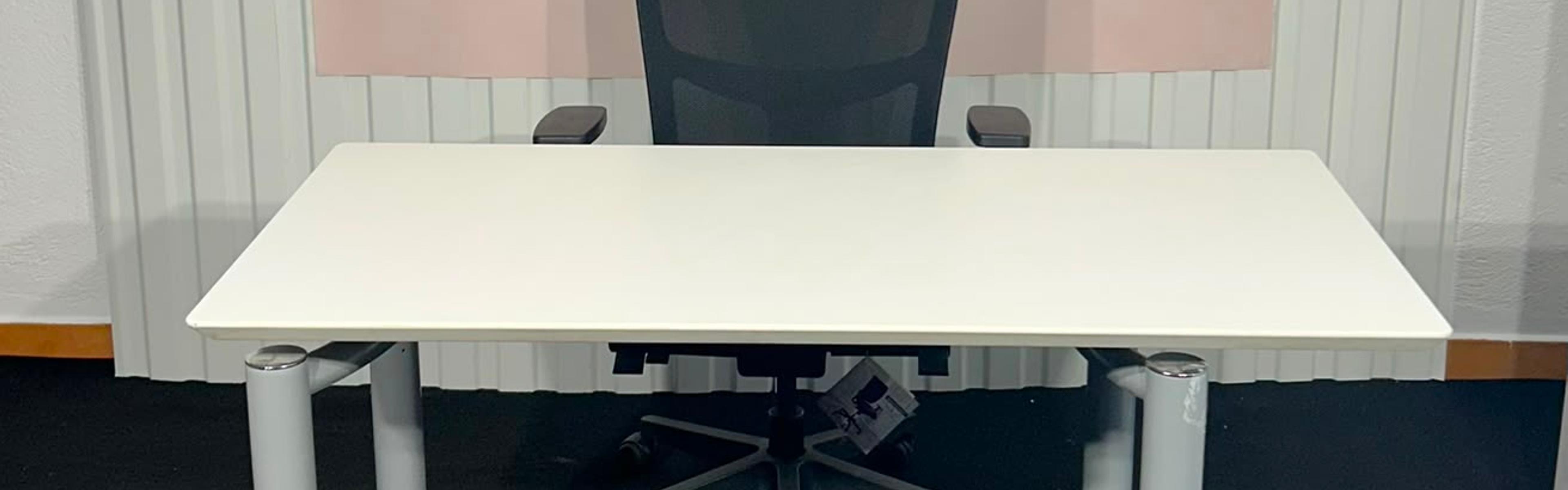 Bureau blanc 120x60 cm pieds modulables