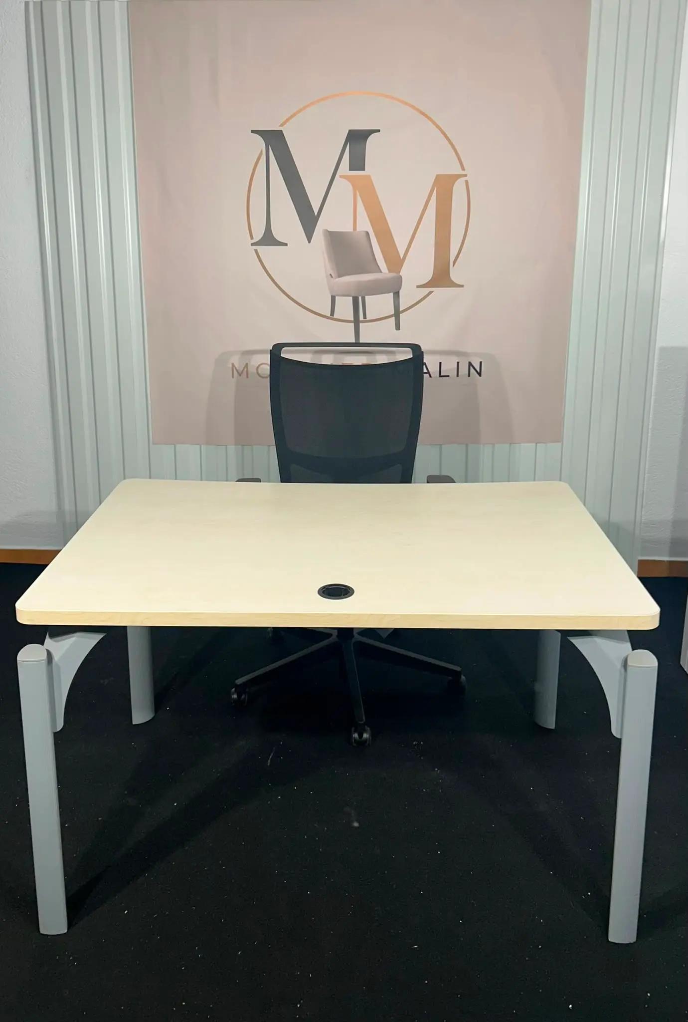 Bureau 120x80 Érable Clair Pieds Arqués Alu – Passe-Câble – Design Européen Pro ✅