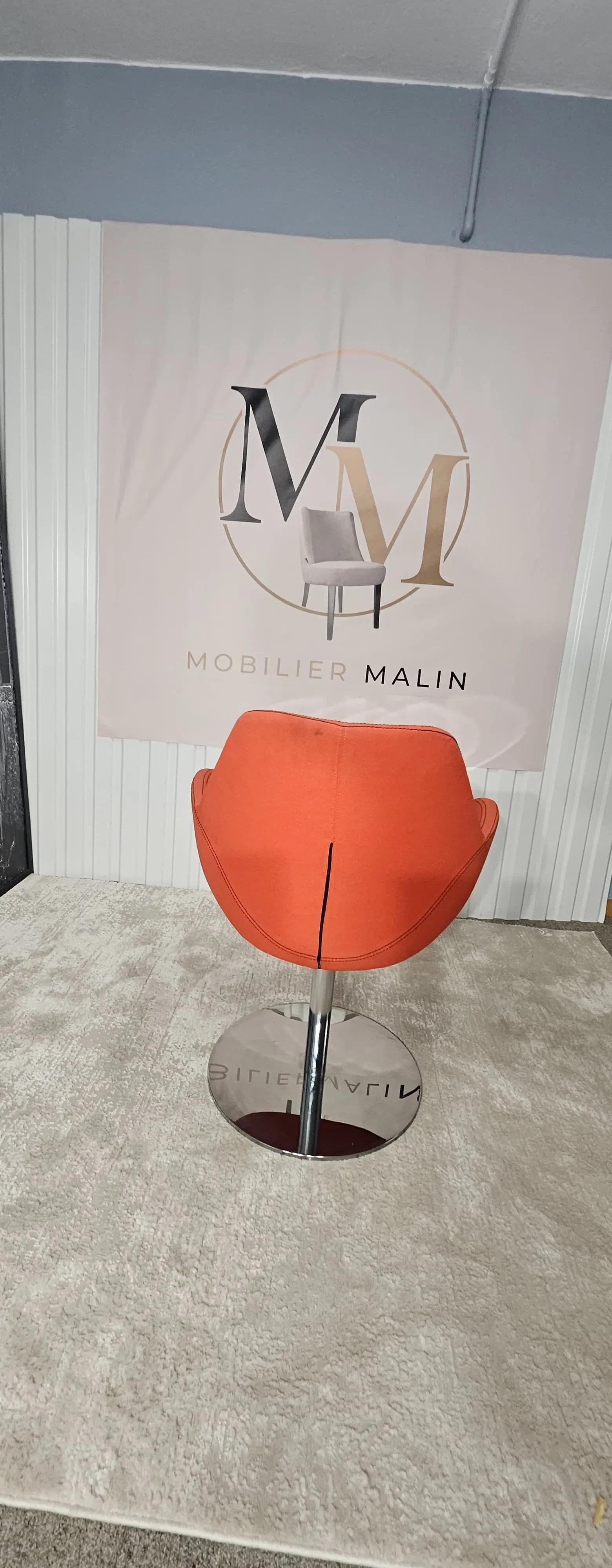 Fauteuil FAN pivotant à base ronde avec assise en tissu orange - vue 4