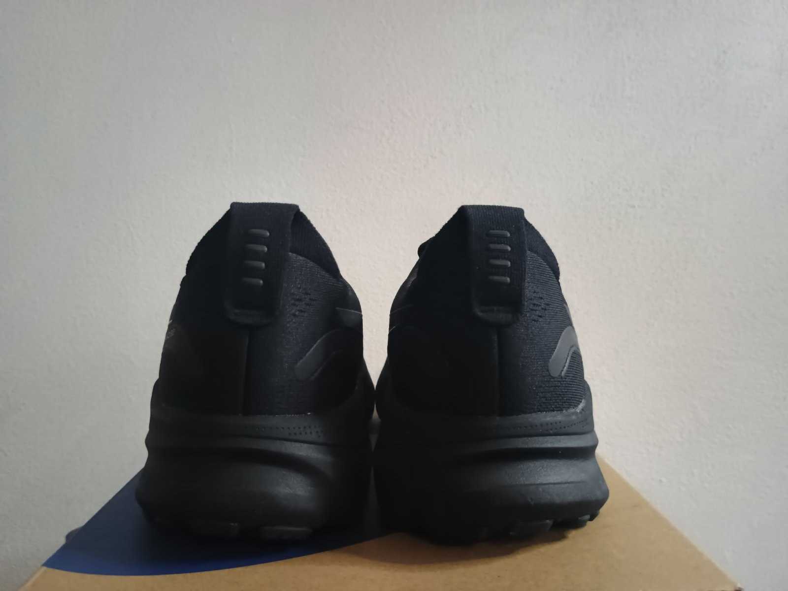 Gel-Kayano 32 - slika 7