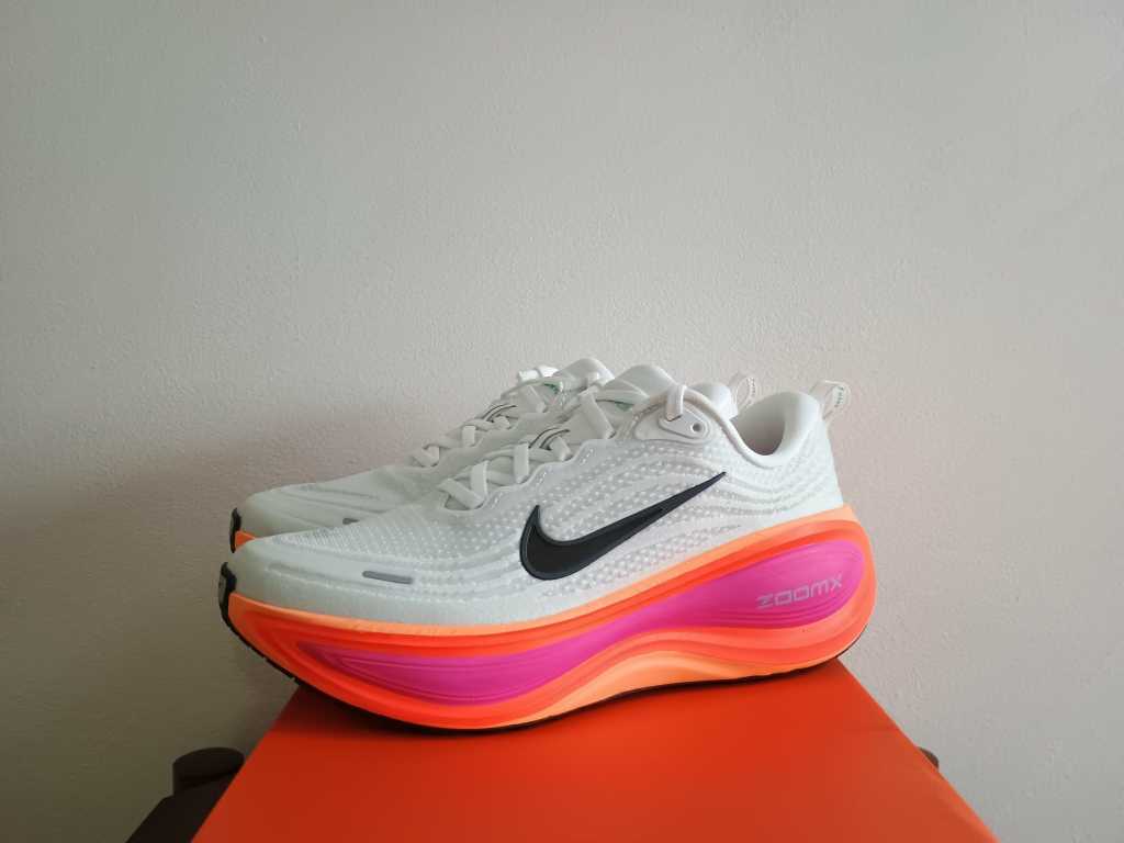 ZoomX Vomero Plus - slika 9