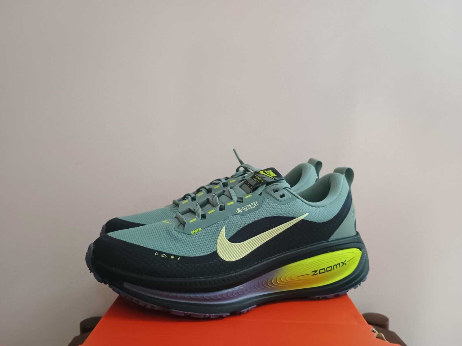 ZoomX Vomero 18 - slika 5