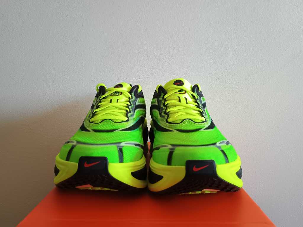 ZoomX Vomero Plus - slika 2