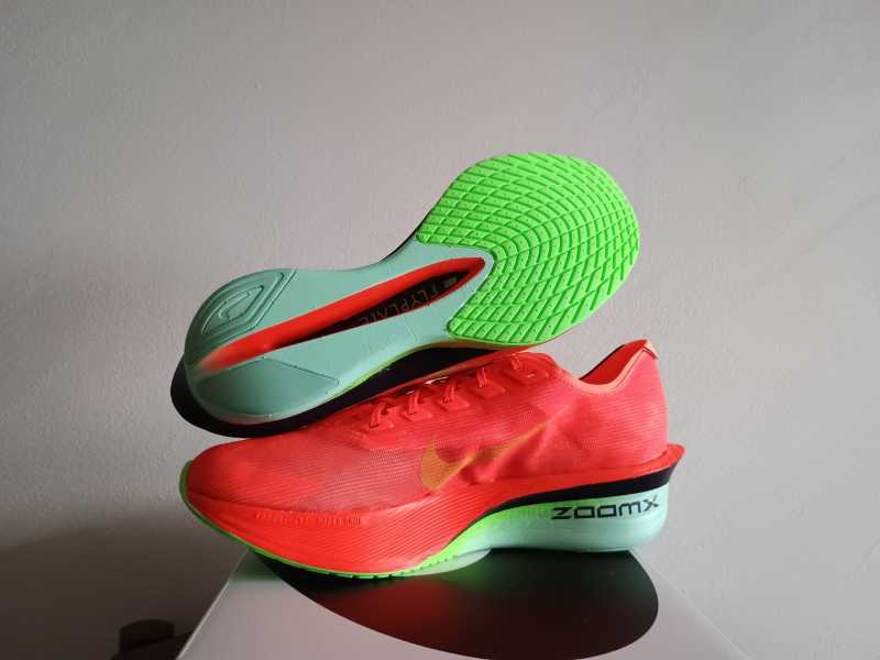 ZoomX Vaporfly Next % 4 - slika 24