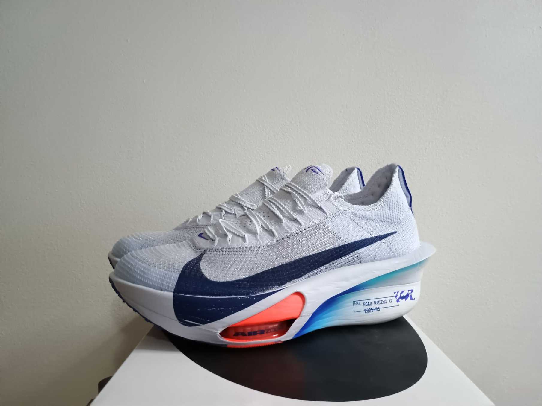 ZoomX Alphafly Next % 3 - slika 13