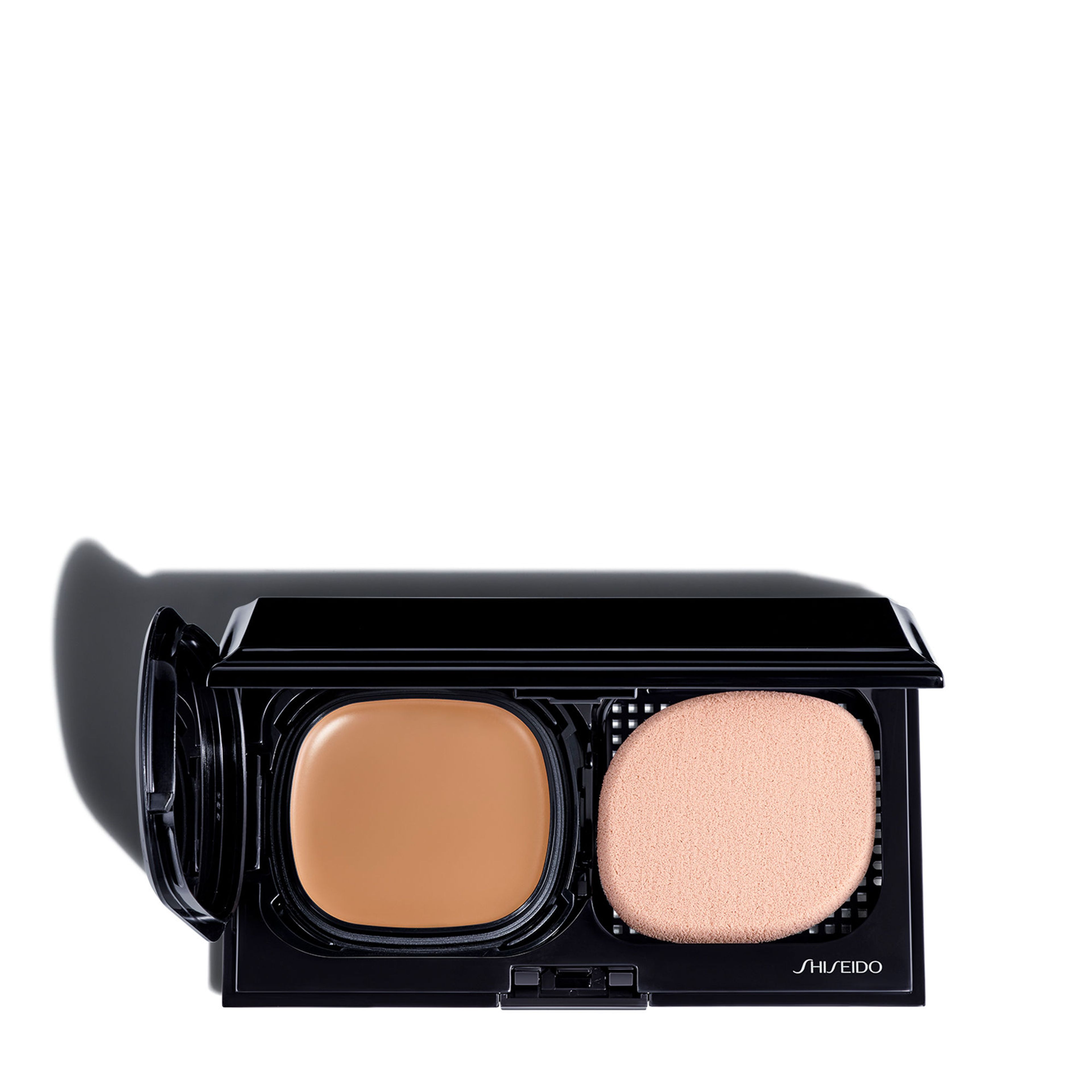 Shiseido Advanced Hydro- Liquid Compact 1