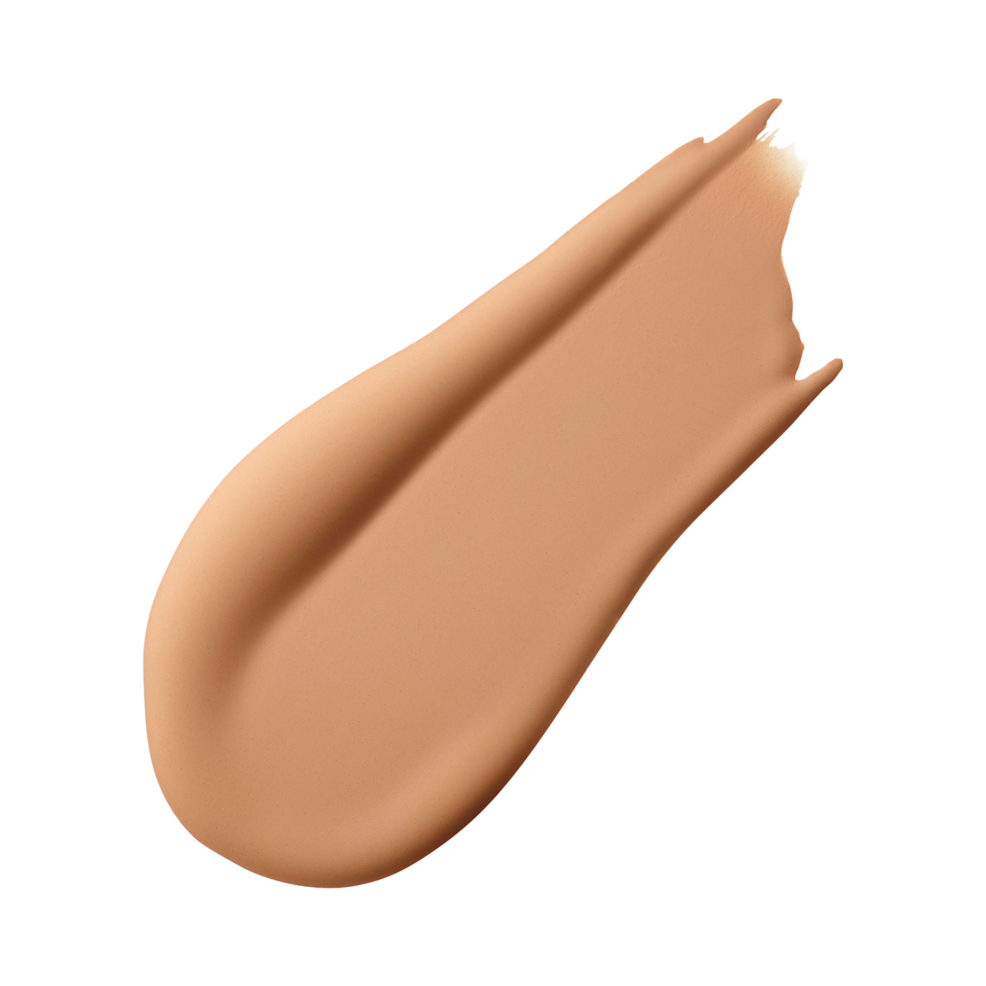 MAC Studio Radiance Serum-powered Foundation 2