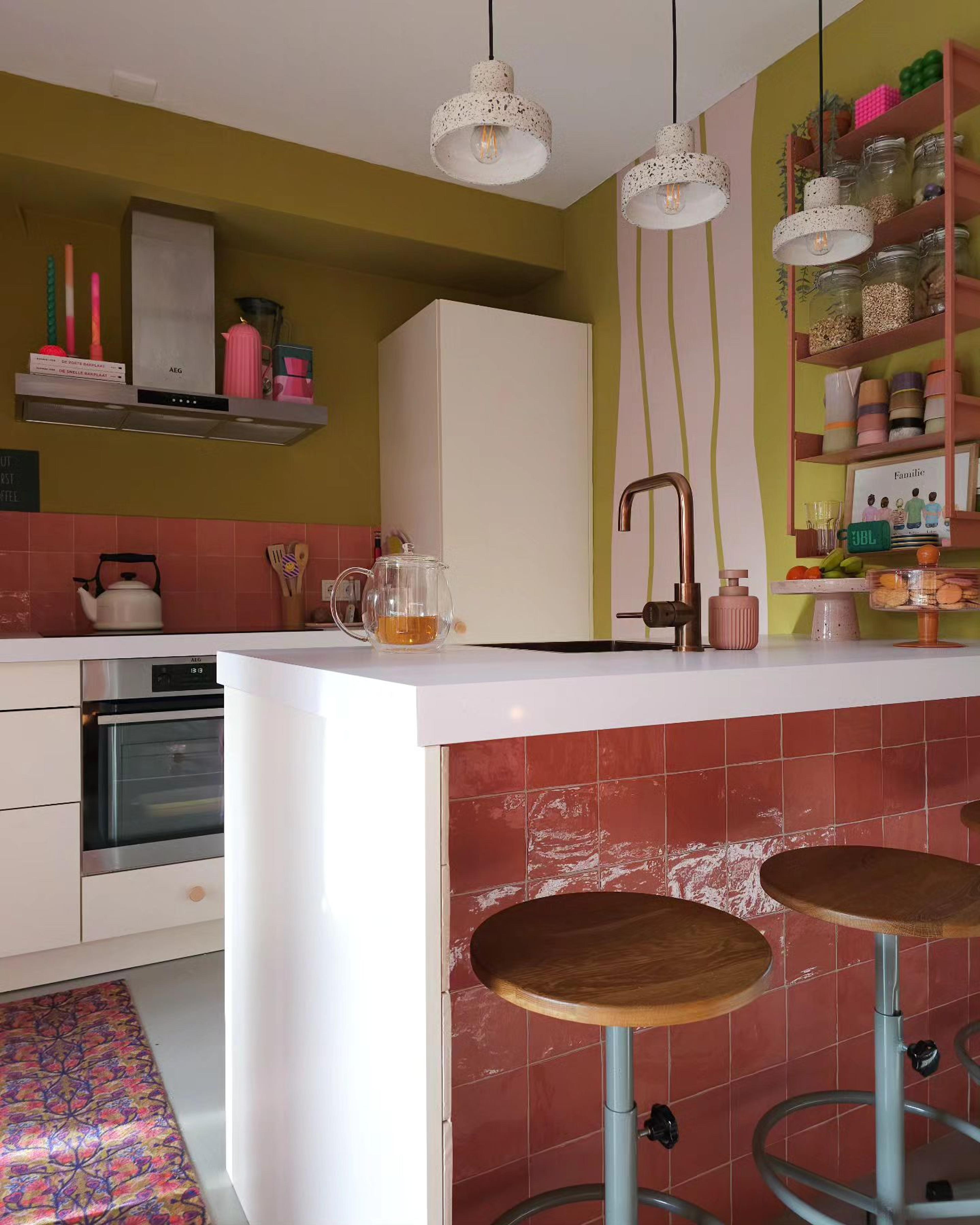 keuken-achterwand-roze