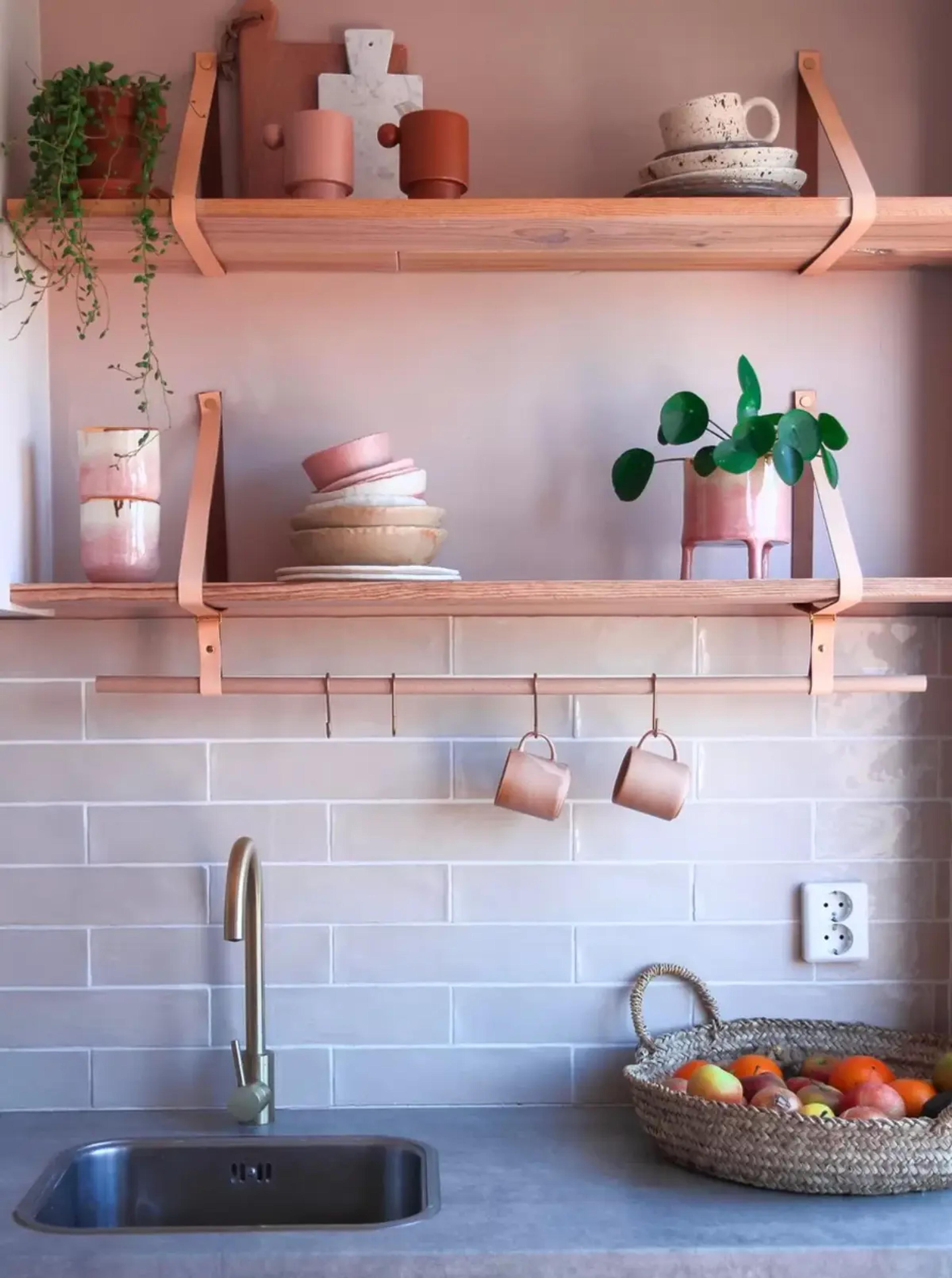 wandplank-stang-roze